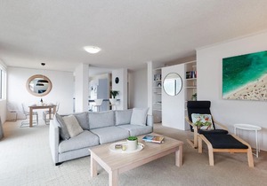 Columbia, 3 12 Columbia Close - large unit with fantastic water views and wifi