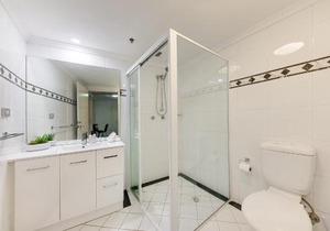 Comfy and Spacious 1B Sydney CBD Apartment in Central