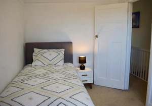 Cosy 3 Bedroom Apartment In Trendy Haberfield