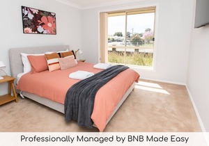 Cosy Villa on McLachlan - Neat & Tidy, Walk to CBD