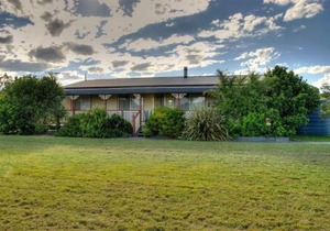 Cottages on Lovedale - Cottage No. 1