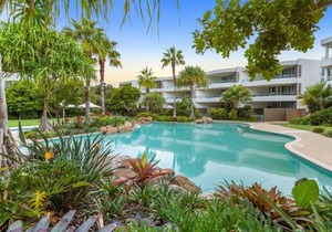 Cotton Beach Apartment 33 With Pool Views