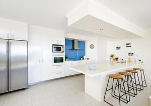 Courtyard Charm, Ocean Views, Little Cove