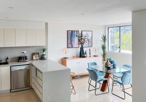 Crows Nest - Executive Penthouse - 3 Bedroom- 5km to City