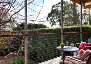 Daylesford House Studio- a cosy retreat just a short walk to the town centre