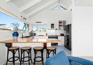Dollini Views - Unit 2 - 14 Jocelyn St, Dalmeny