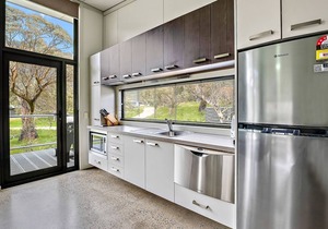 Ecocrackenback 13 'Sustainable chalet close to the slopes.'