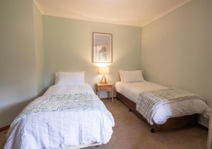 Eildon Motel Main house