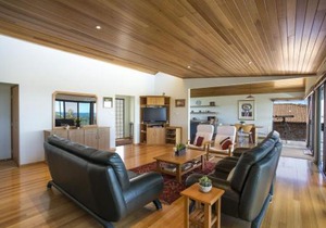 Elevated views over Burrill Lake