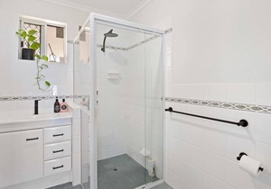 Esplanade Escape - Middleton-Luxury