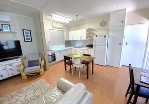 Exmouth Villas Unit 28