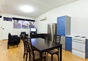 Exmouth Villas Unit 33 - This Villa is Perfect for groups and families alike