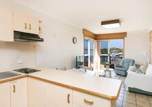 Fairholme 12