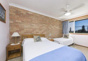 Fairholme 12