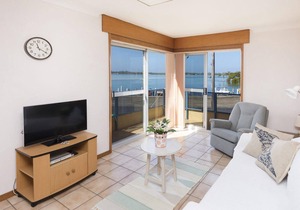 Fairholme 12 - Overlooking Wallis Lake