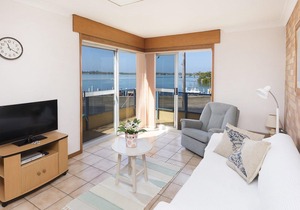 Fairholme 12 - Overlooking Wallis Lake