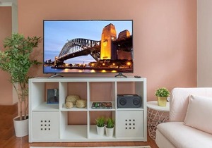 Fantastic 2 Bed Neutral Bay 1 Bus Stop To The City