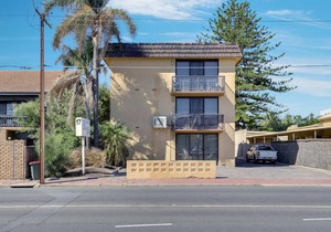 Fantastic Riverview Balcony 2Bdrm | Glenelg North