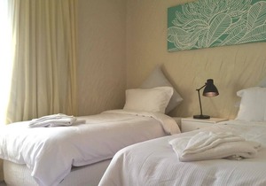 Fantastic Riverview Balcony 2Bdrm | Glenelg North