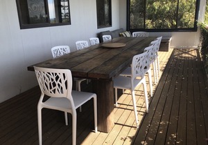 Fareview Beach House in Emu Bay