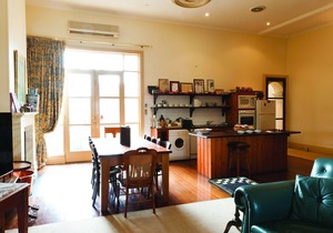 Fire Station Inn Penthouse Spa Apartment