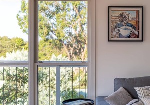 Getawayz NSW - 'Aarini Cottage' - 600m to stunning MacMasters Beach, Coastal Walks & Cafes