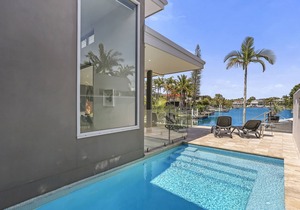 Go with the flow, Noosa Sound