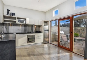 Hearns Beachside Villa 1