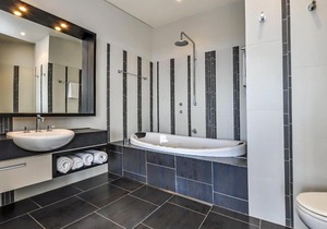 Hearns Beachside Villa 3