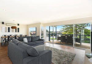 'Hope House' - Encounter Bay