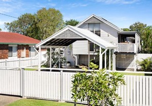 Hume Street 22 Golden Beach