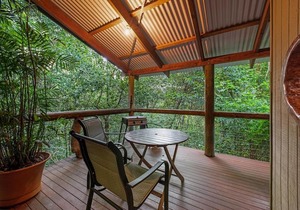 Hunchy Hideaway