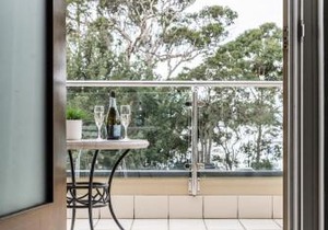 Huskisson Hotel