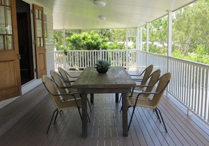 Island Adventure Holiday House