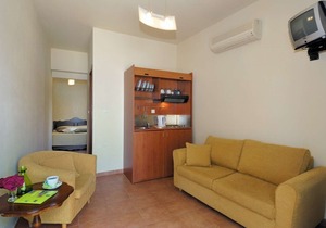 Junior suite first floor for 2 adults+1 child - sea view #4 in Kala Nera
