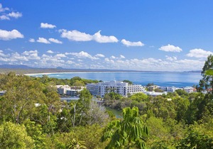 Kalimna 1 - Stunning views over Hastings Street & North Shore