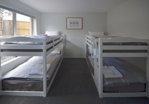 Kangaroo Bay Apartments
