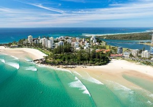 Kingston Court unit 3 - Beachfront unit easy walk to clubs, cafes and restaurants