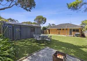 Kinloch Beach House 2