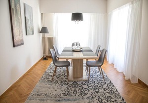Kolonaki Chic-Center Newly Renovated Apartment in Athens