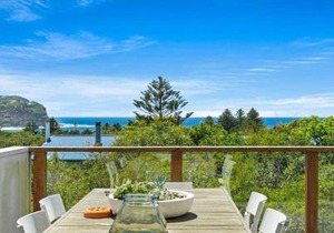 Kookaburra Retreat at Macmasters Beach