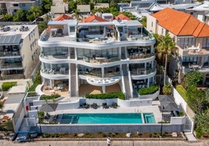 La Mer Apartments