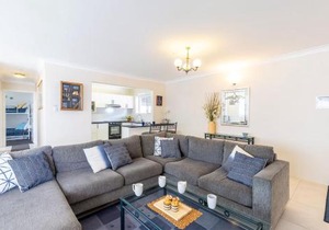 Laman Lodge, 6,15 Laman Street - Air Conditioned unit with spectacular views and free Wi-Fi
