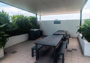 Lovely 1-bedroom in the Heart of Mackay w/Pool