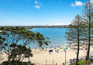 Lowanna Unit 14, 24 Bulcock Beach Esplanade, Bulcock Beach