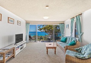 Luskin Lodge Unit 10 29 Weatherly Close