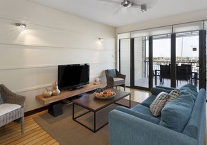 Luxury apartment in front of the marina