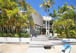 Luxury Retreat with Private Beach & Jetty