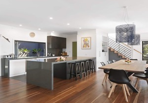 Macmasters Coastal Retreat - The ultimate beach house with heated lap pool