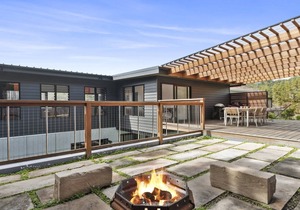 Macmasters Coastal Retreat - The ultimate beach house with heated lap pool